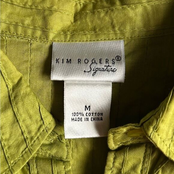 NWT … KIM ROGERS SIGNATURE “Size: M” Lime Top - Picture 3 of 5
